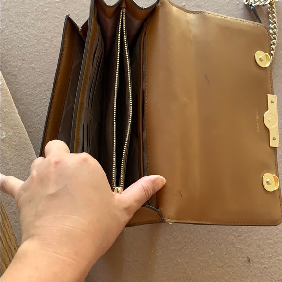 Michael Kors purse - Picture 5 of 8